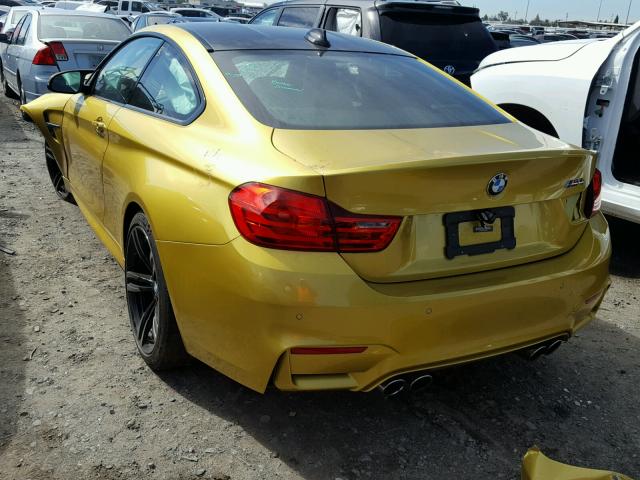 WBS3R9C56GK338301 - 2016 BMW M4 YELLOW photo 3