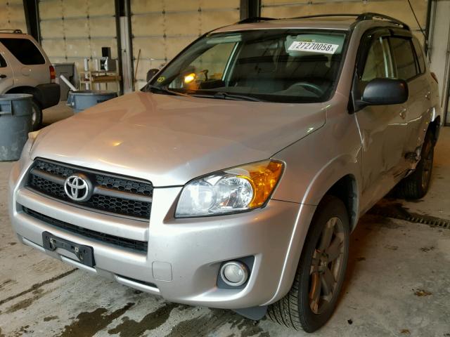 JTMBF32V49D013017 - 2009 TOYOTA RAV4 SPORT SILVER photo 2