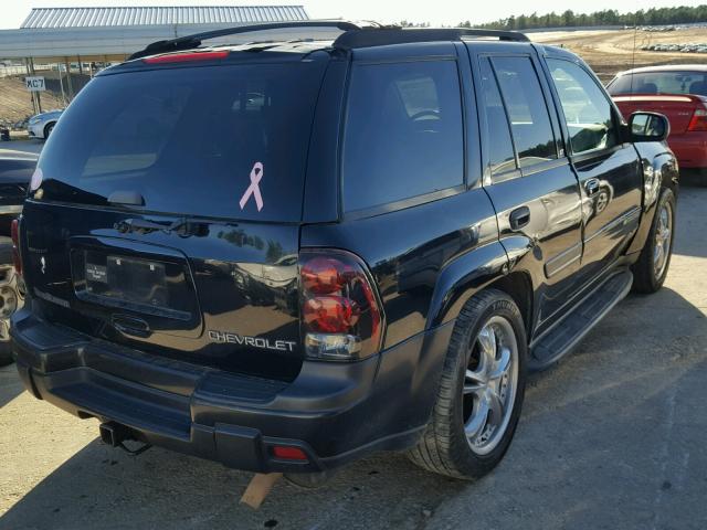 1GNDS13S122192641 - 2002 CHEVROLET TRAILBLAZE BLACK photo 4