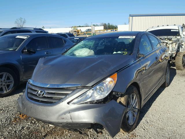 5NPEB4AC1EH911500 - 2014 HYUNDAI SONATA GLS GRAY photo 2