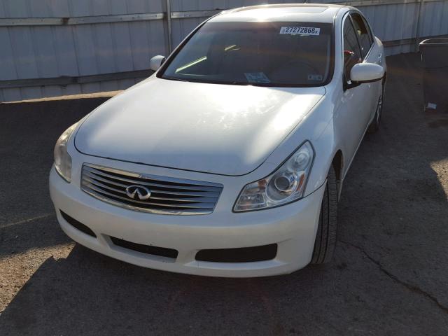 JNKBV61E58M224276 - 2008 INFINITI G35 WHITE photo 2