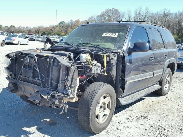 1GNEC13Z24J324720 - 2004 CHEVROLET TAHOE C150 BLUE photo 2