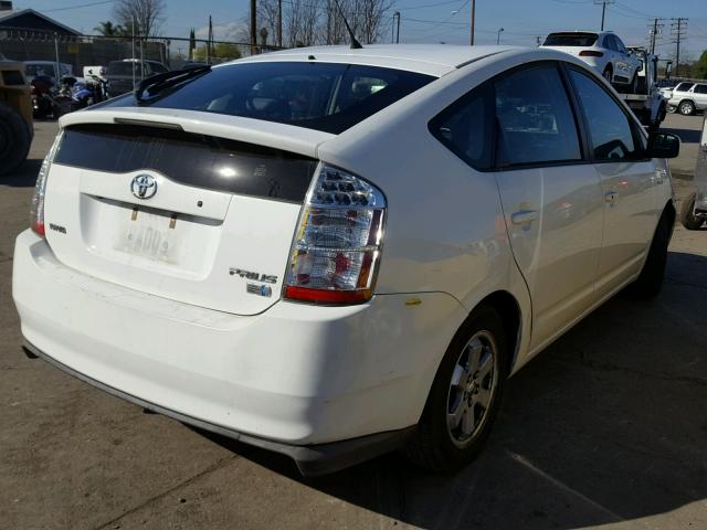 JTDKB20U887759371 - 2008 TOYOTA PRIUS WHITE photo 4