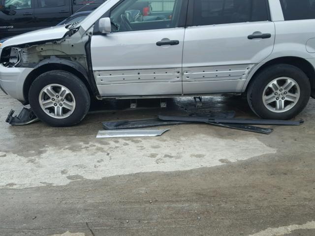 2HKYF18514H528940 - 2004 HONDA PILOT EXL SILVER photo 9