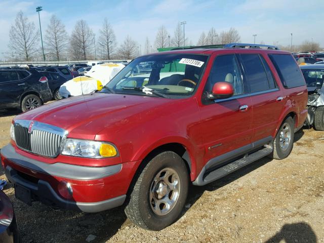 5LMPU28A4XLJ36600 - 1999 LINCOLN NAVIGATOR RED photo 2