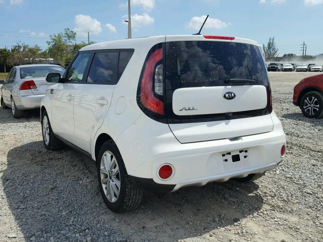 KNDJP3A52H7426349 - 2017 KIA SOUL + WHITE photo 3