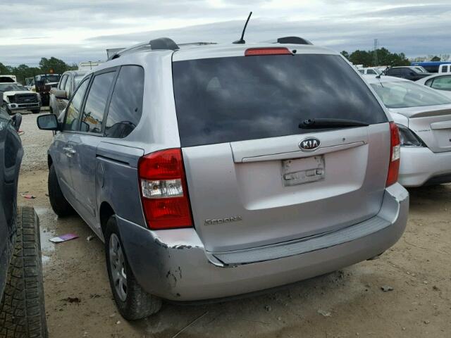 KNDMB133196317545 - 2009 KIA SEDONA SILVER photo 3