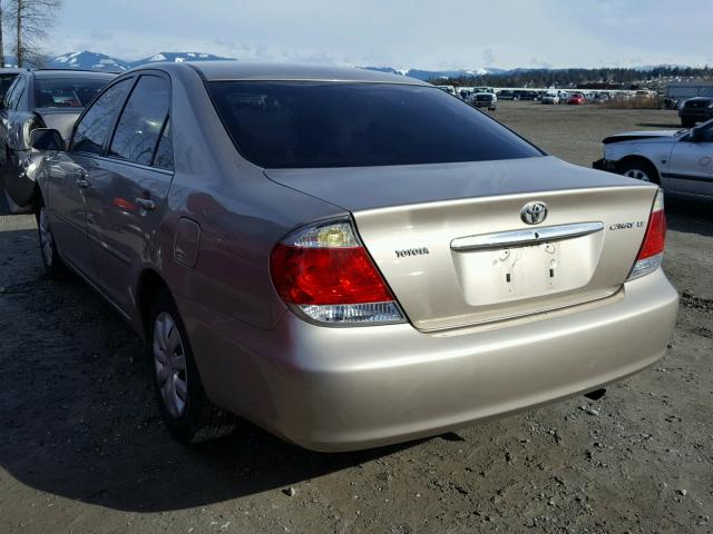 4T1BE30K56U128194 - 2006 TOYOTA CAMRY LE GOLD photo 3