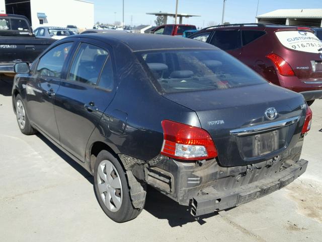 JTDBT923X81276770 - 2008 TOYOTA YARIS GRAY photo 3