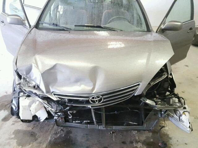 4T1BE30KX6U737121 - 2006 TOYOTA CAMRY LE GRAY photo 7