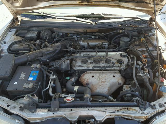 1HGCD5667VA234746 - 1997 HONDA ACCORD EX SILVER photo 7