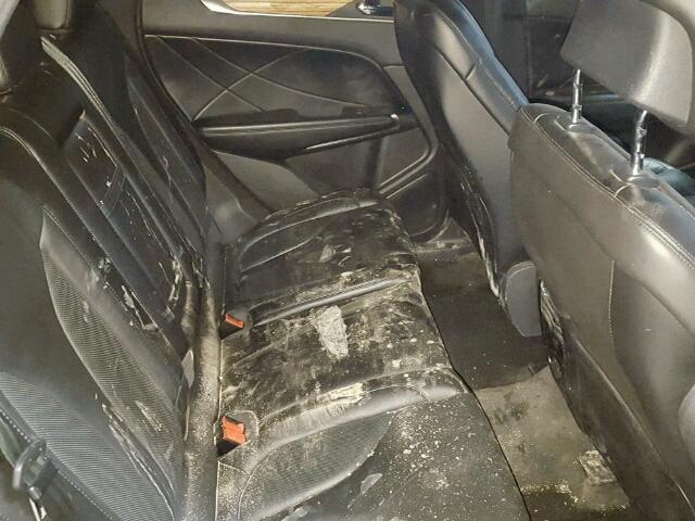 5LMCJ2A99FUJ03964 - 2015 LINCOLN MKC 红色 照片 6