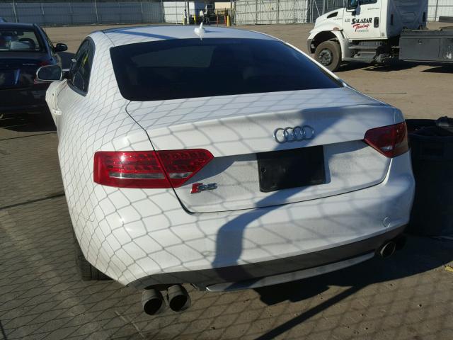 WAUCVAFR4BA034849 - 2011 AUDI S5 PREMIUM WHITE photo 3