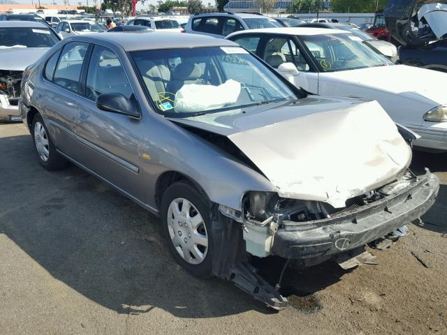 1N4DL01DX1C165358 - 2001 NISSAN ALTIMA XE TAN photo 1