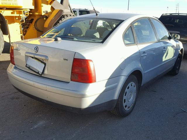 WVWAH63BX1P018561 - 2001 VOLKSWAGEN PASSAT GLS SILVER photo 4