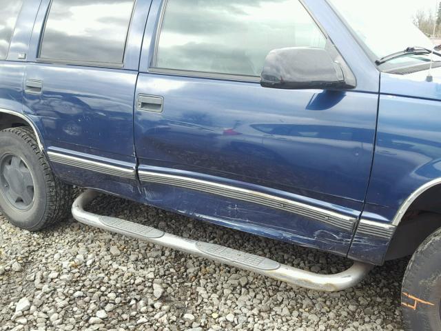 1GKEK13K0SJ759929 - 1995 GMC YUKON BLUE photo 9