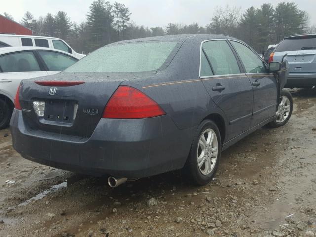 1HGCM56316A112584 - 2006 HONDA ACCORD SE BLUE photo 4