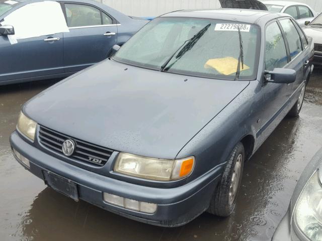 WVWGG83A4VB007932 - 1997 VOLKSWAGEN PASSAT TDI BLUE photo 2