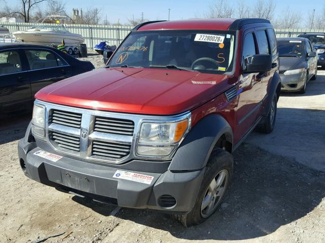 1D8GU28K17W700476 - 2007 DODGE NITRO SXT RED photo 2