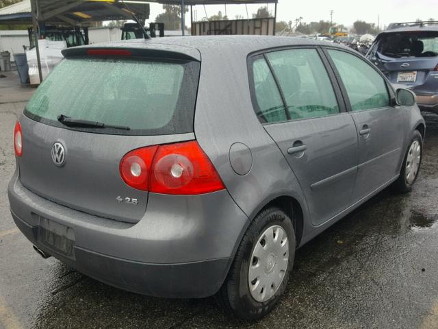 WVWDR71K07W159396 - 2007 VOLKSWAGEN RABBIT GRAY photo 4