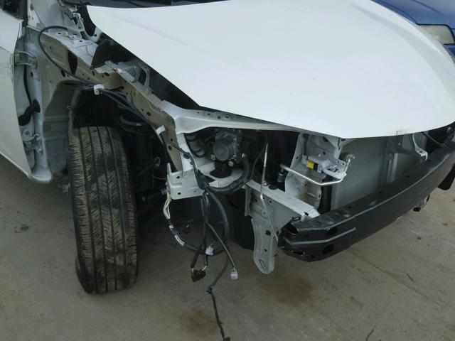 5YFBPRHE7FP325980 - 2015 TOYOTA COROLLA EC 白色 照片 9