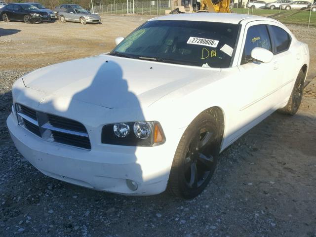 2B3CA3CV3AH292941 - 2010 DODGE CHARGER SX WHITE photo 2