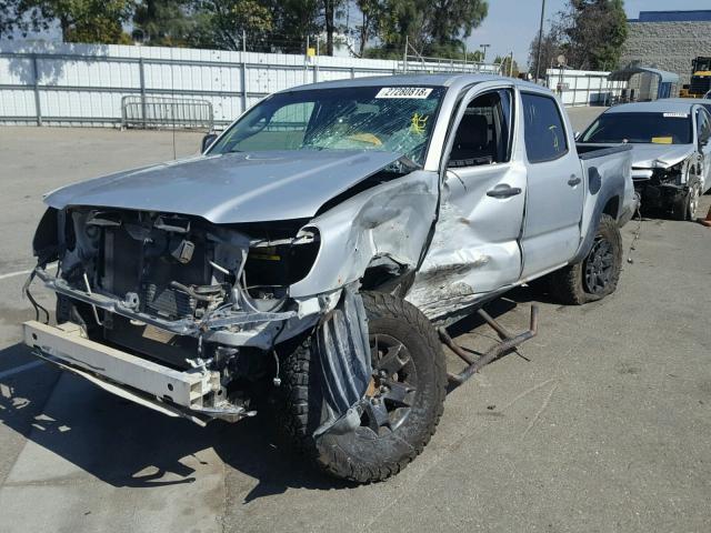 5TEJU62N78Z481655 - 2008 TOYOTA TACOMA DOU SILVER photo 2