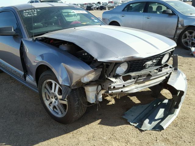 1ZVFT82H665125838 - 2006 FORD MUSTANG GT GRAY photo 9