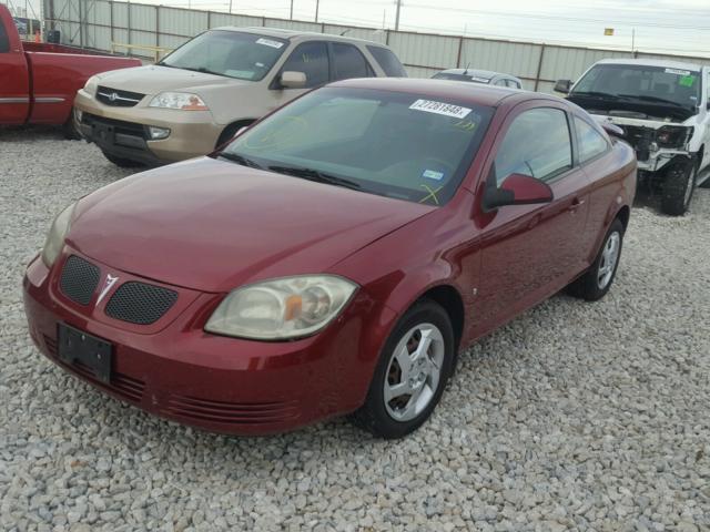 1G2AL18F687306573 - 2008 PONTIAC G5 RED photo 2