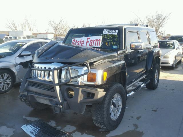 5GTDN136068129030 - 2006 HUMMER H3 BLACK photo 2