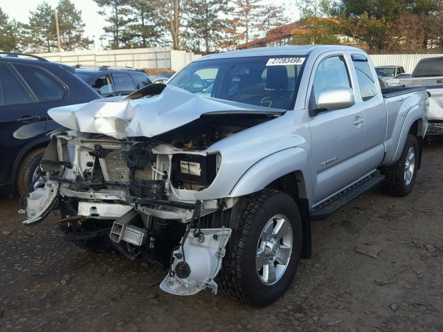 5TEUU4EN1AZ712603 - 2010 TOYOTA TACOMA ACC SILVER photo 2