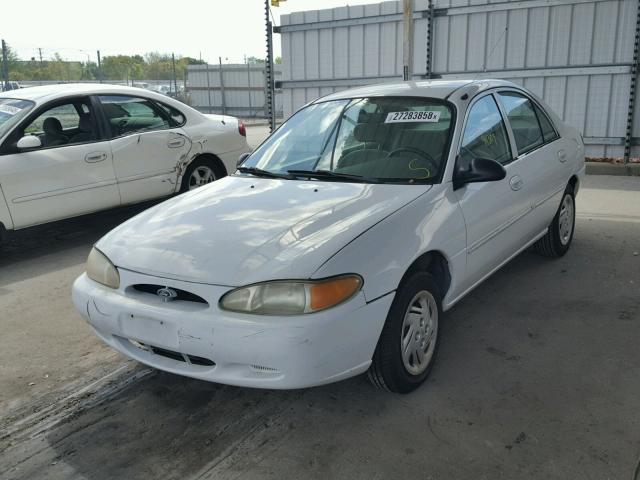 3FAFP13P71R182596 - 2001 FORD ESCORT WHITE photo 2