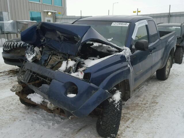 5TEUU42N27Z434792 - 2007 TOYOTA TACOMA ACC BLUE photo 2