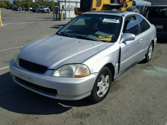 1HGEJ8240WL043098 - 1998 HONDA CIVIC EX SILVER photo 2