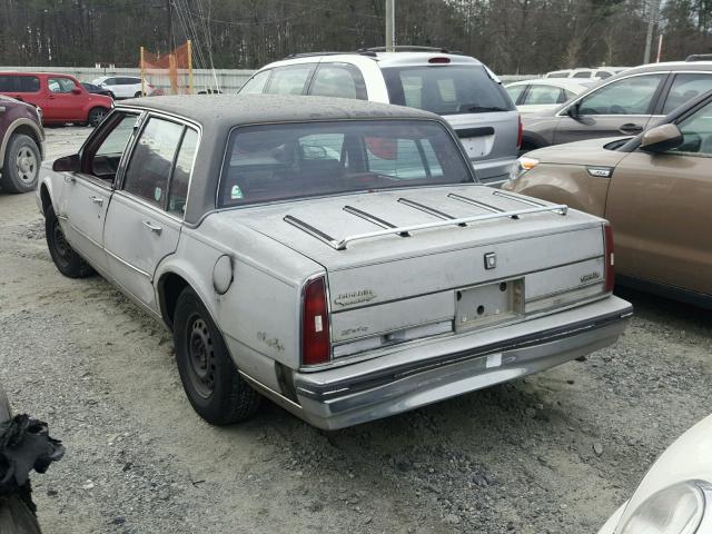 1G3CX69B0G4343748 - 1986 OLDSMOBILE 98 REGENCY SILVER photo 3