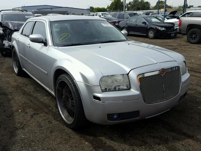 2C3KA53G86H352635 - 2006 CHRYSLER 300 TOURIN SILVER photo 1