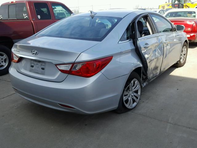 5NPEB4AC6BH264541 - 2011 HYUNDAI SONATA GLS SILVER photo 4