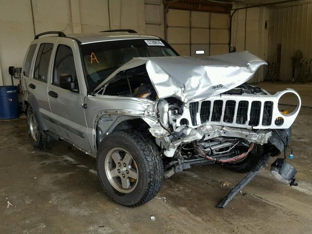 1J4GL48K96W272503 - 2006 JEEP LIBERTY SP SILVER photo 1