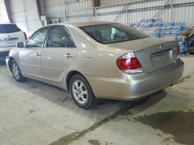 4T1BE30K15U393130 - 2005 TOYOTA CAMRY LE TAN photo 3