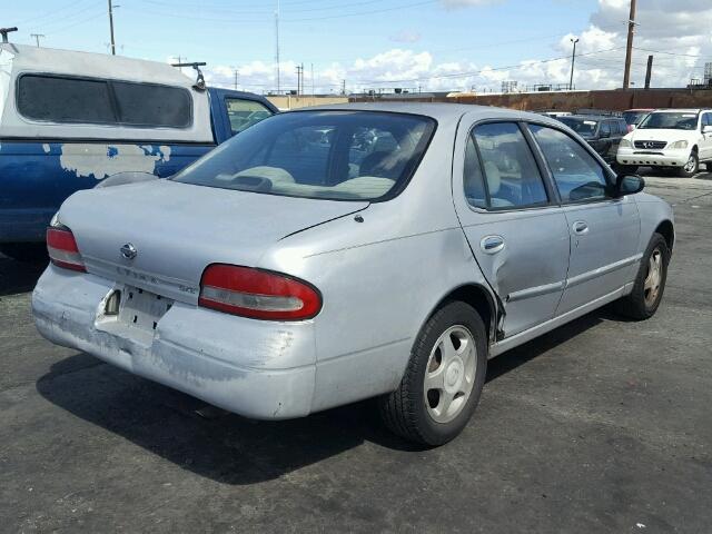 1N4BU31D3SC274039 - 1995 NISSAN ALTIMA XE SILVER photo 4