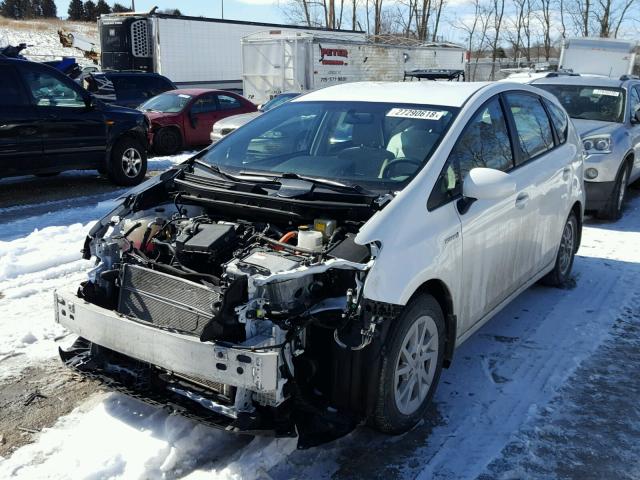 JTDZN3EU6C3156116 - 2012 TOYOTA PRIUS V WHITE photo 2