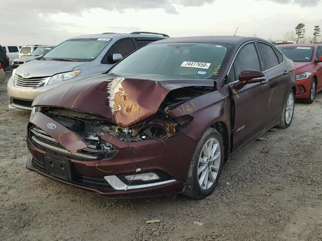 3FA6P0LU1HR109704 - 2017 FORD FUSION SE BURGUNDY photo 2