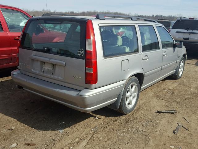 YV1LW5576W2473861 - 1998 VOLVO V70 TAN photo 4