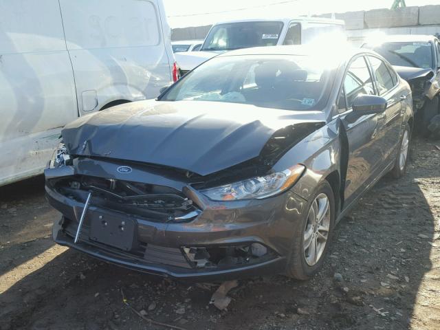 3FA6P0H72JR177809 - 2018 FORD FUSION SE GRAY photo 2