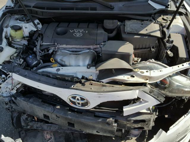 4T1BF3EK9AU558955 - 2010 TOYOTA CAMRY BASE WHITE photo 7