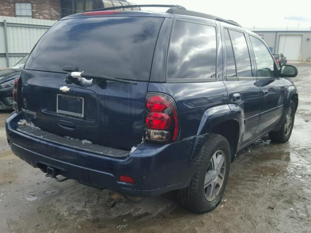 1GNDT13S382147125 - 2008 CHEVROLET TRAILBLAZE BLUE photo 4