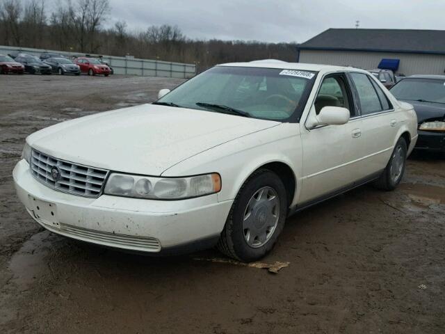 1G6KS54YXXU933815 - 1999 CADILLAC SEVILLE SL WHITE photo 2