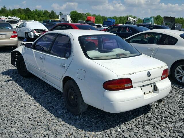 1N4BU31D7RC151760 - 1994 NISSAN ALTIMA WHITE photo 3