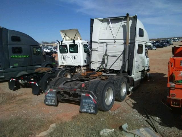 4V4NC9EJ8GN959554 - 2016 VOLVO VN VNL WHITE photo 4