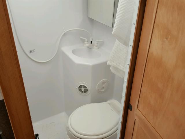 B1LL0FSALE042018V - 2015 ADVE CAMPER 白色 照片 8